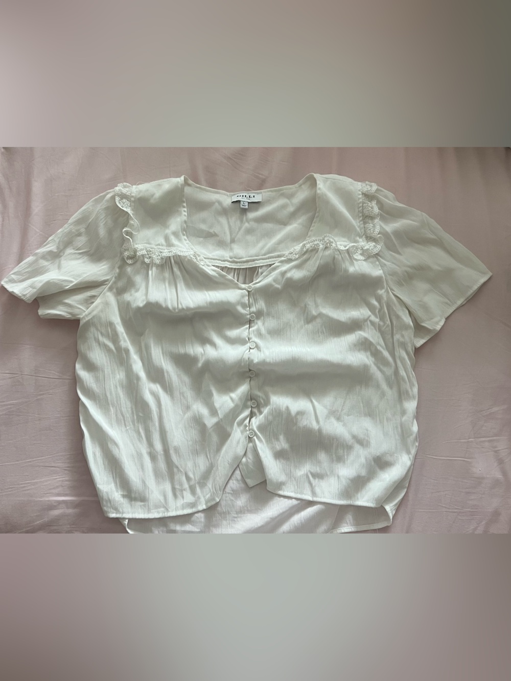 Gilli Cream Short-Sleeve Button-Front Blouse